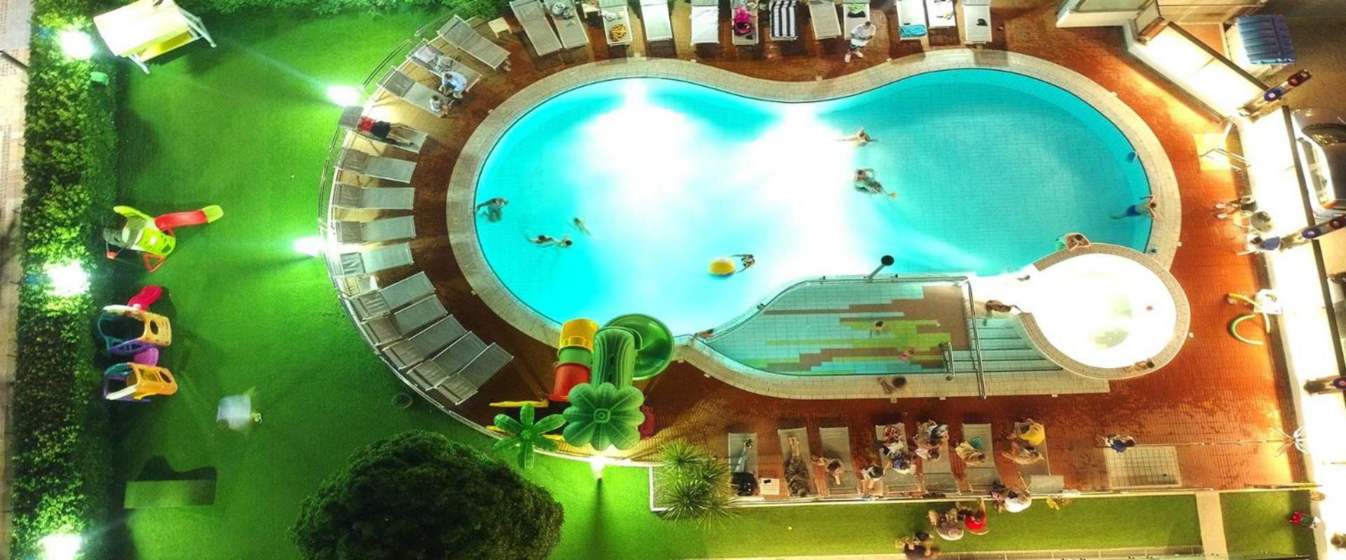 Hotel 2000 Riccione Exterior foto