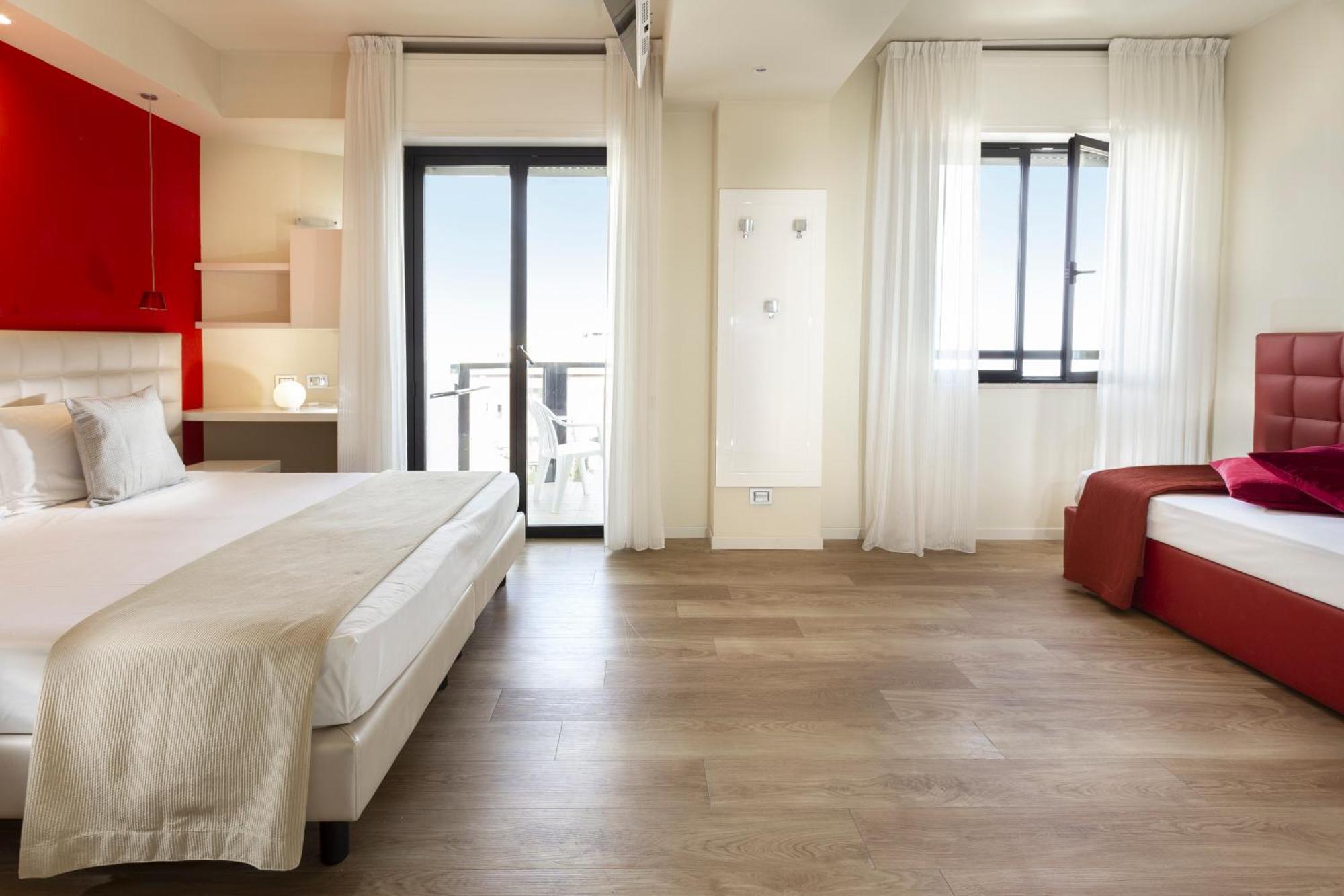 Hotel 2000 Riccione Exterior foto